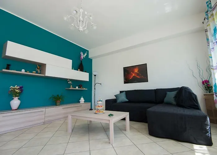 Charming Etna House